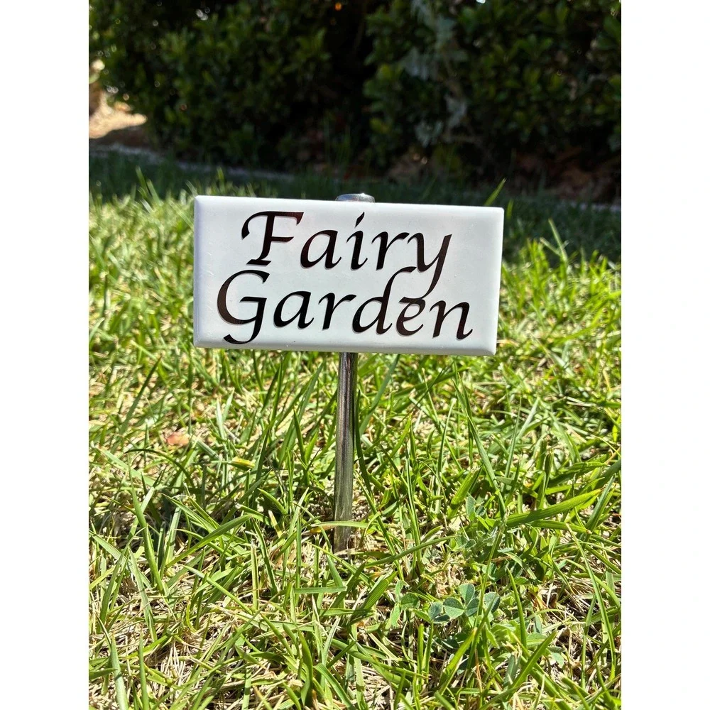 Tile Garden stake flower decor